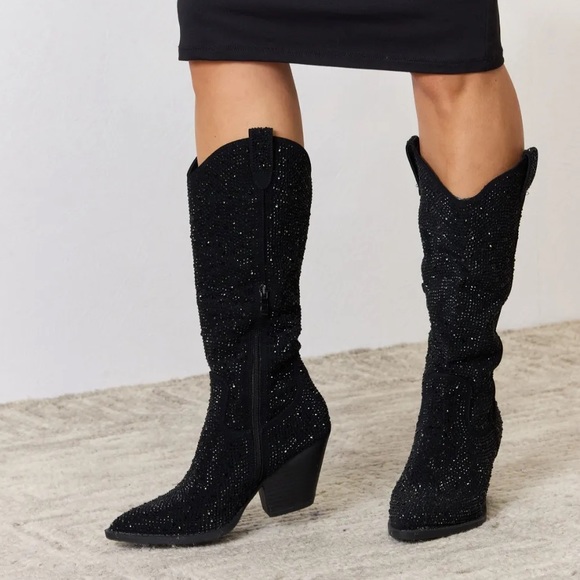 Forever Link Rhinestone Detail Cowboy Boots
